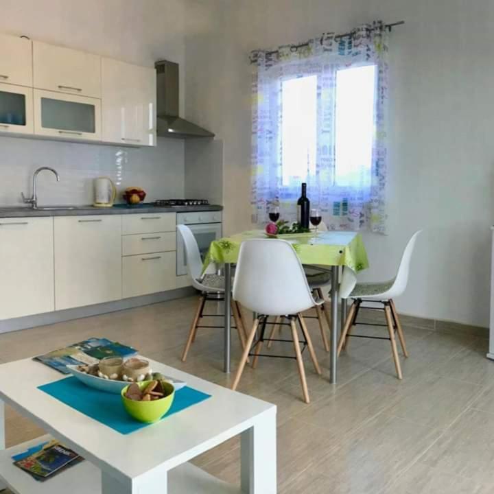 Apartman Laura Tribunj  Ngoại thất bức ảnh